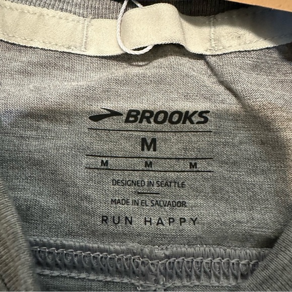 Brooks Gray graphic Long Sleeve Run Merry Go Distance Top quick drying medium - Picture 5 of 11